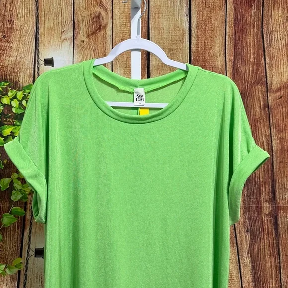 🚨(4/$10) Sew In Love Cuffed Slinky Blouse Size 2X - Picture 2 of 4